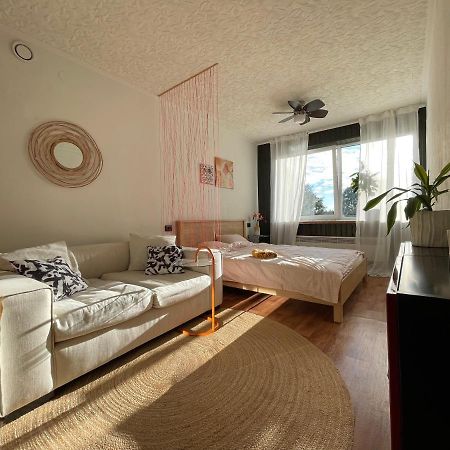 Nice Apartment In Маарду Екстериор снимка