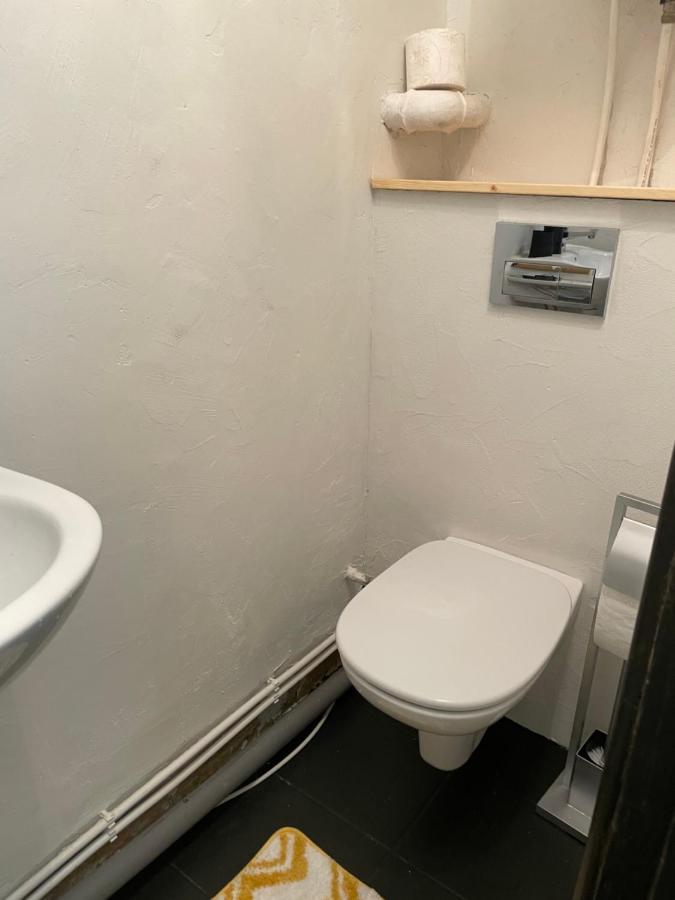 Nice Apartment In Маарду Екстериор снимка